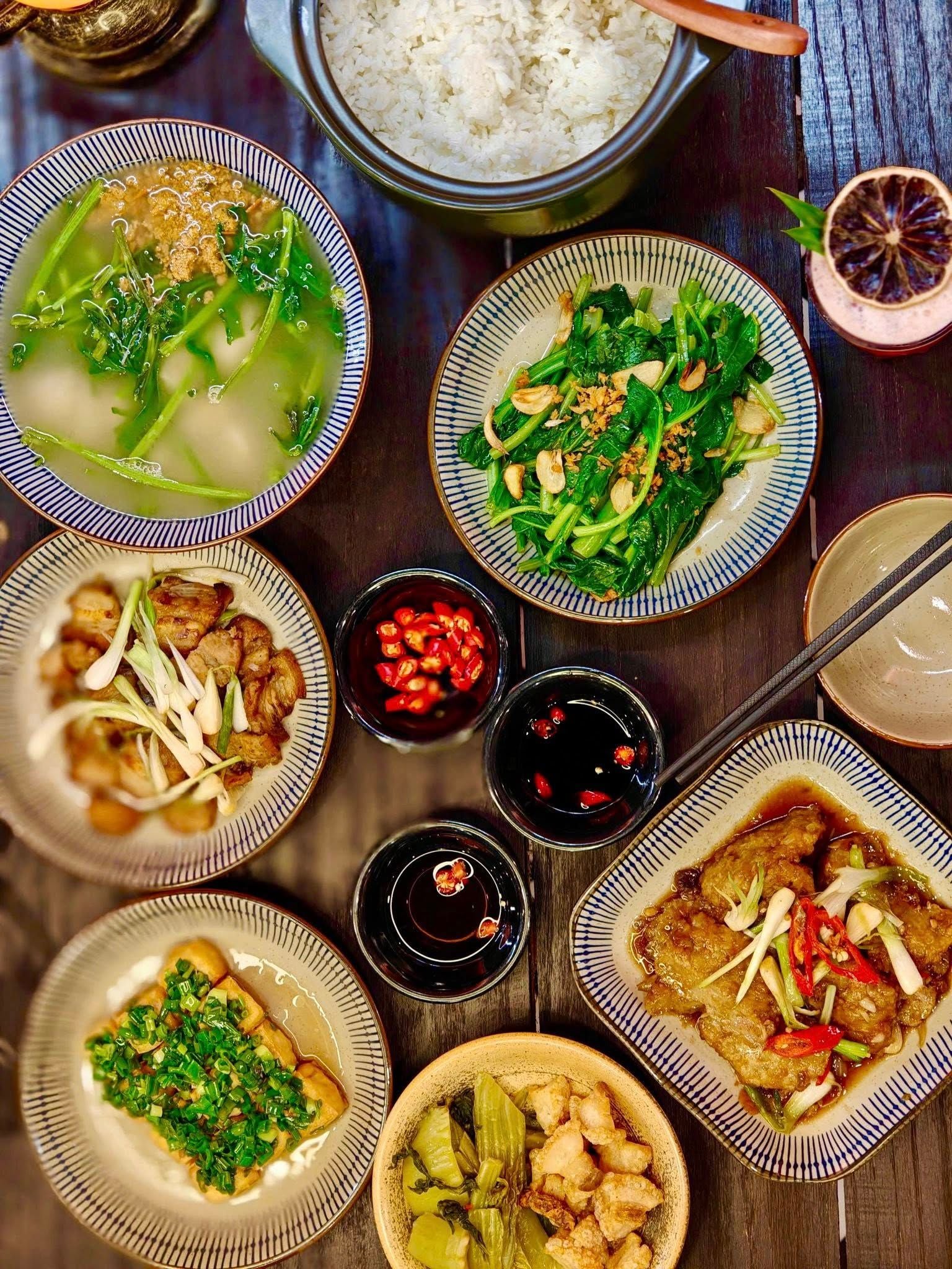 Cậu Cả - 8 Nguyễn Trung Tín