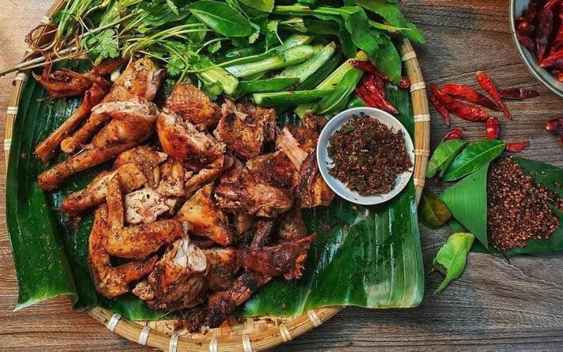 Mega Dunk Bistro - 2 Nguyễn Hoàng