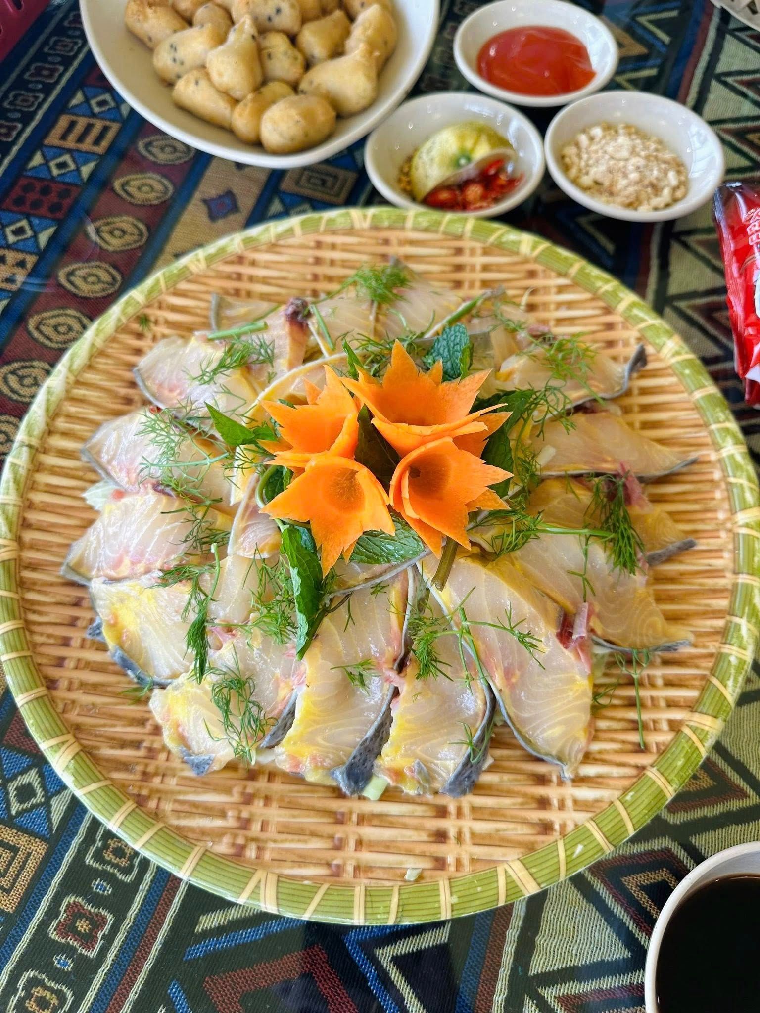 Chợ Tình Quán - 63D Fansipang