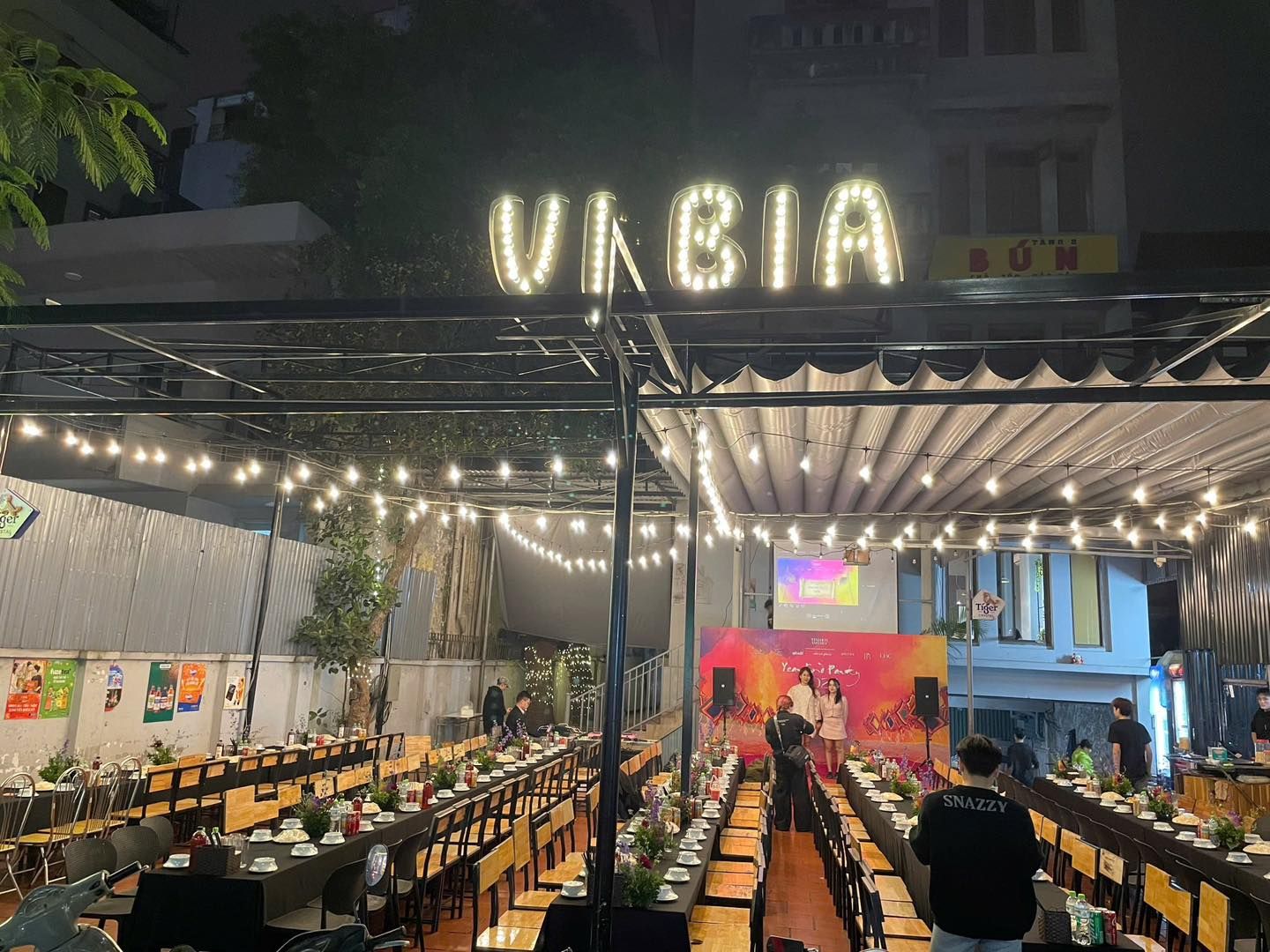 Vị Bia - 275 Đội Cấn