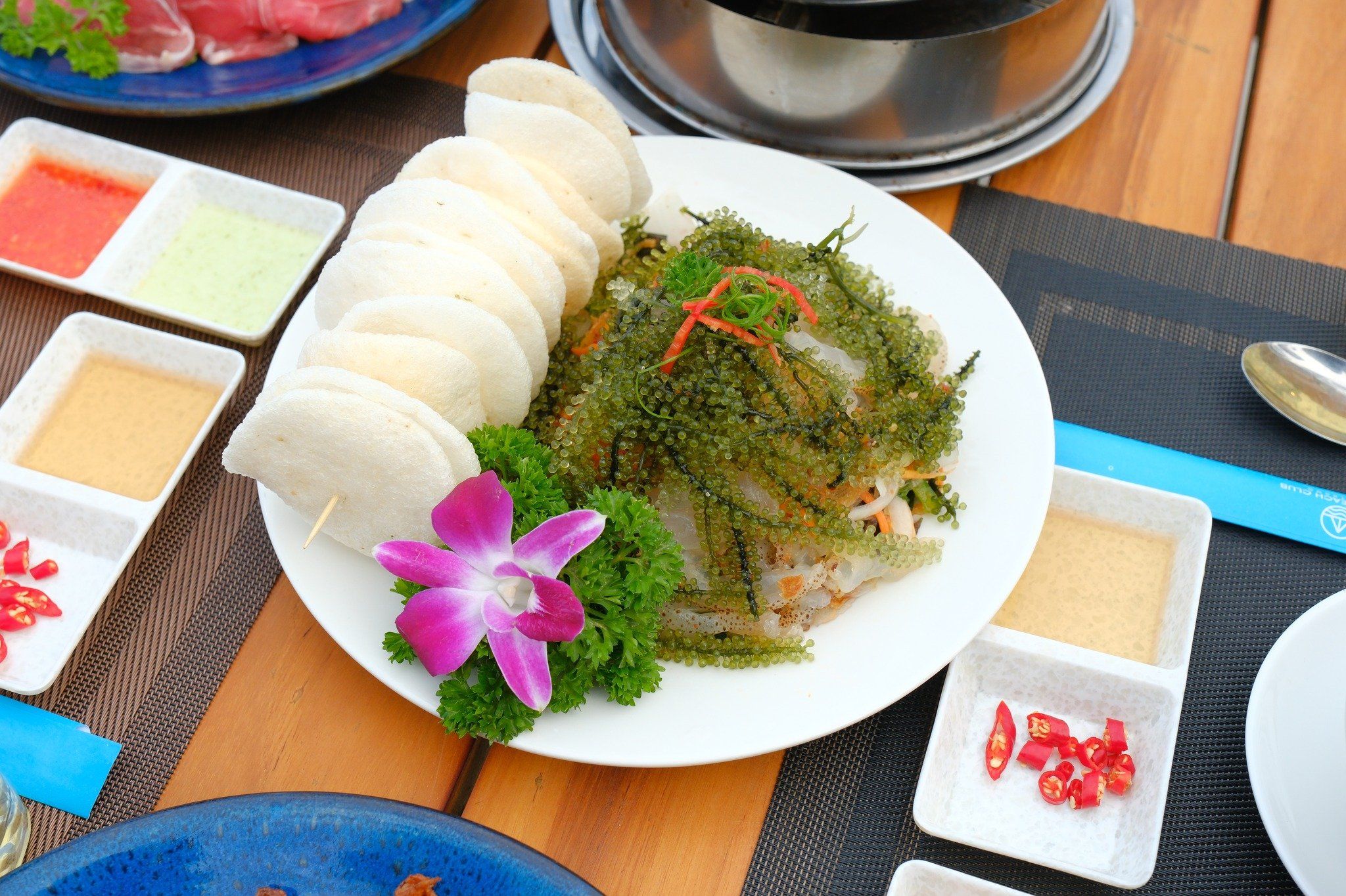 Hải Sản Làng Tôm - Nguyễn Cơ Thạch