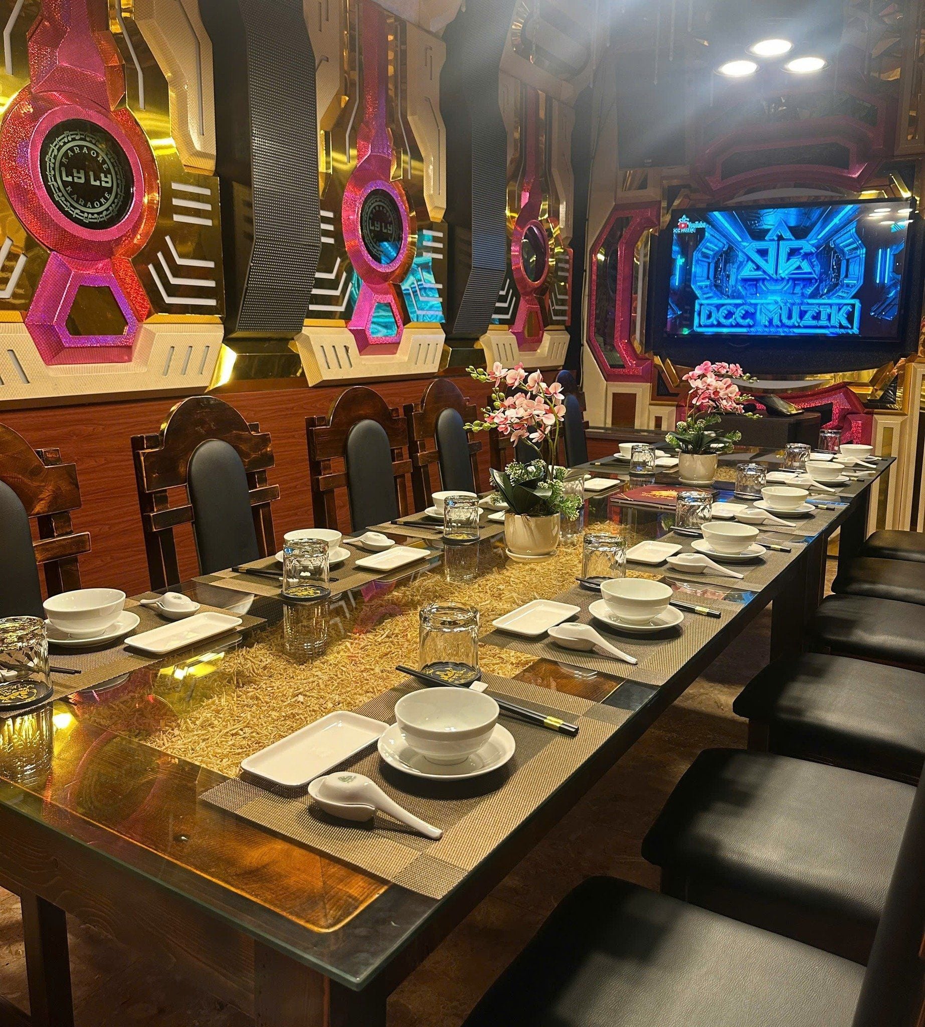 Ẩm Thực Lộc Vàng - 32 - 34 Lý Thường Kiệt