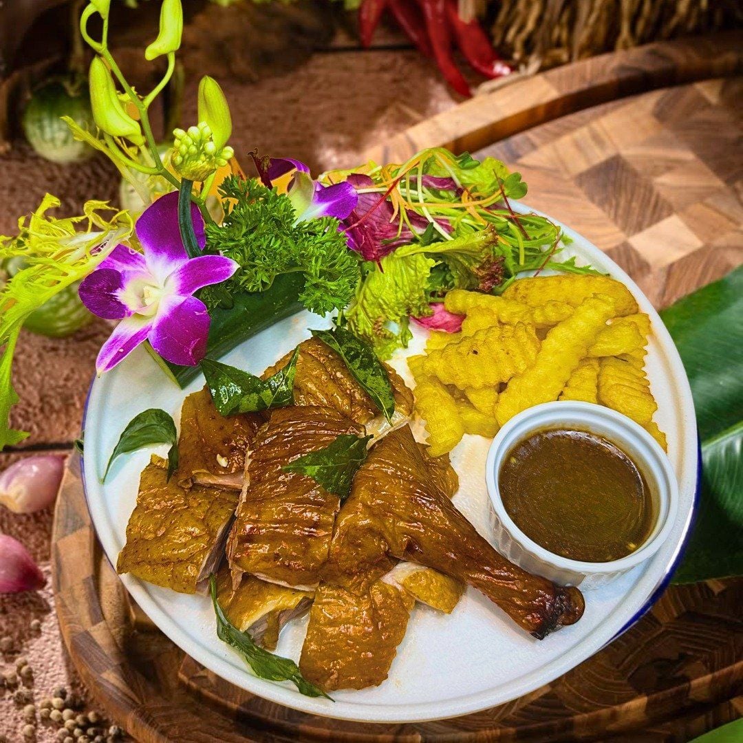 Ngư Restaurant - 32 Gia Ngư