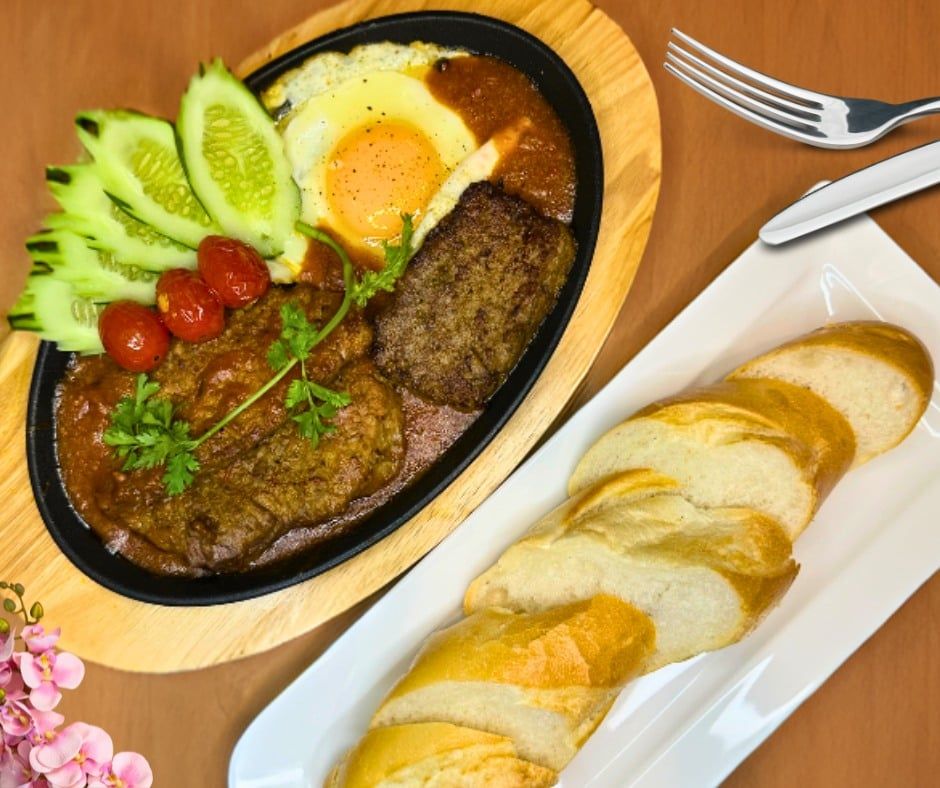 Ngư Restaurant - 32 Gia Ngư