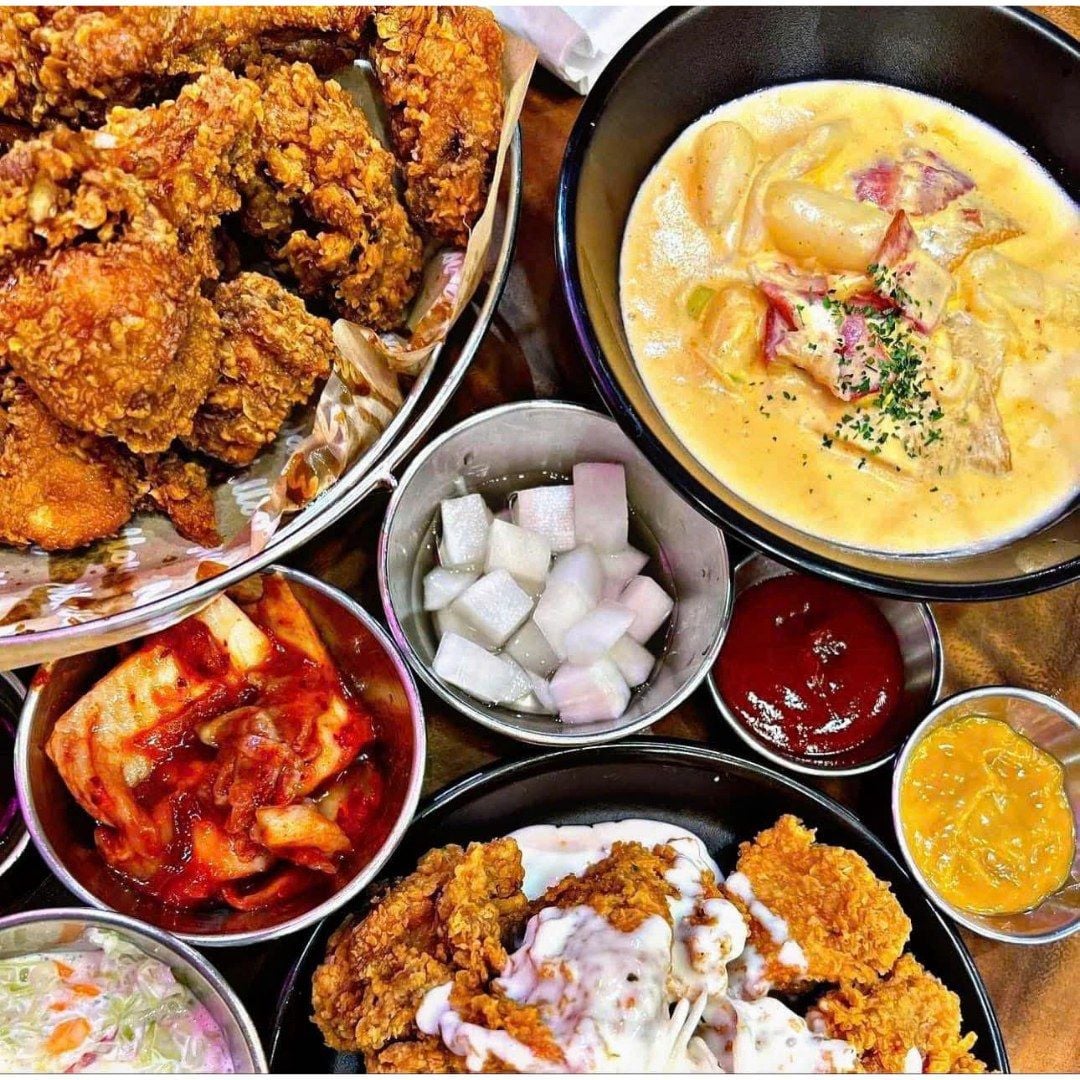 Nollowa Chicken - 1 Lê Đại Hành