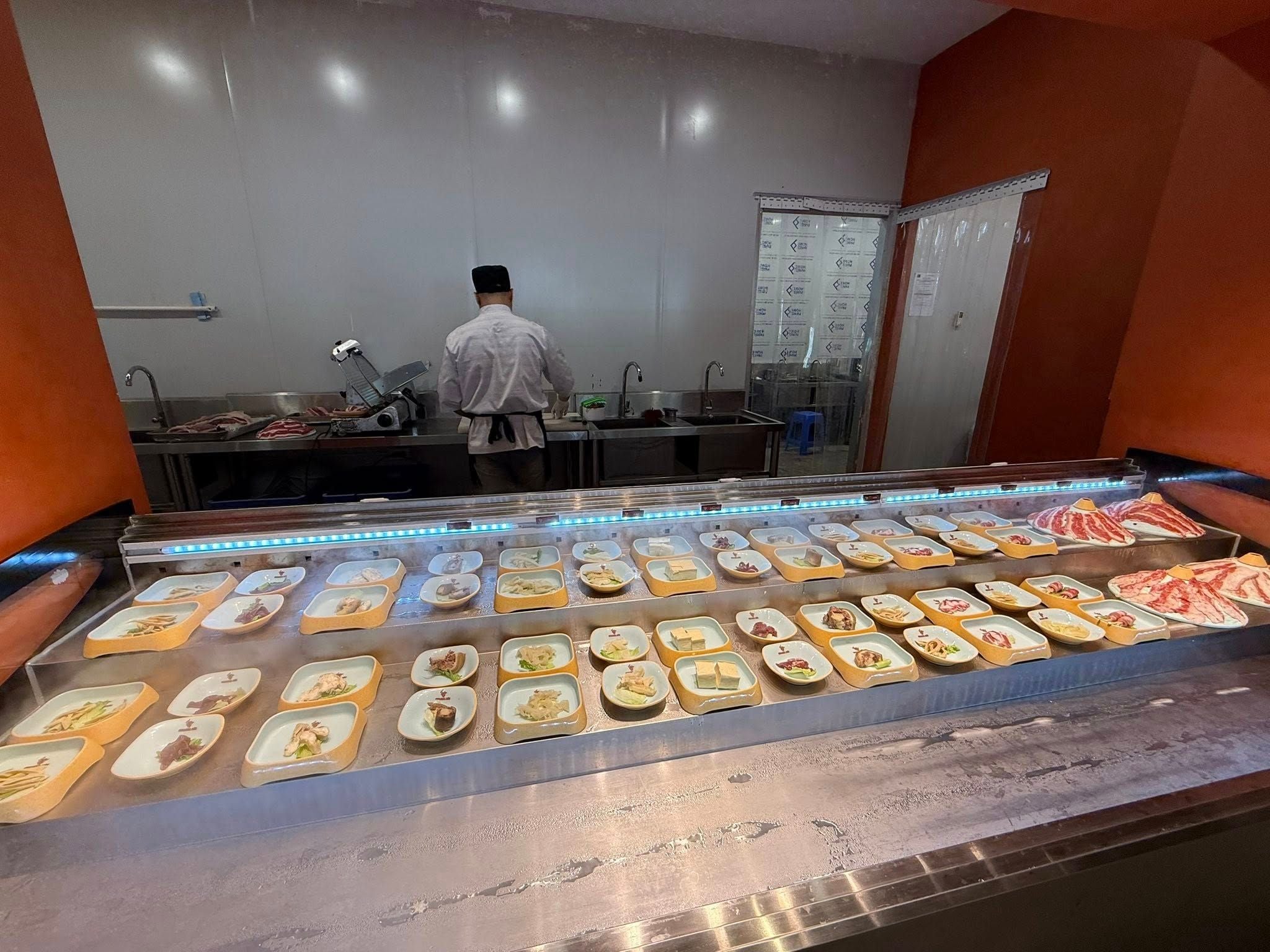 Shacha Niú - 26 Lương Định Của