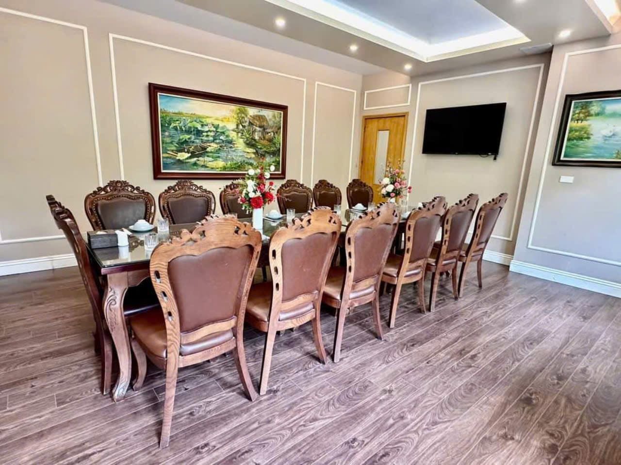 Quán Nhậu Tuấn Râu - 59 Yên Lãng