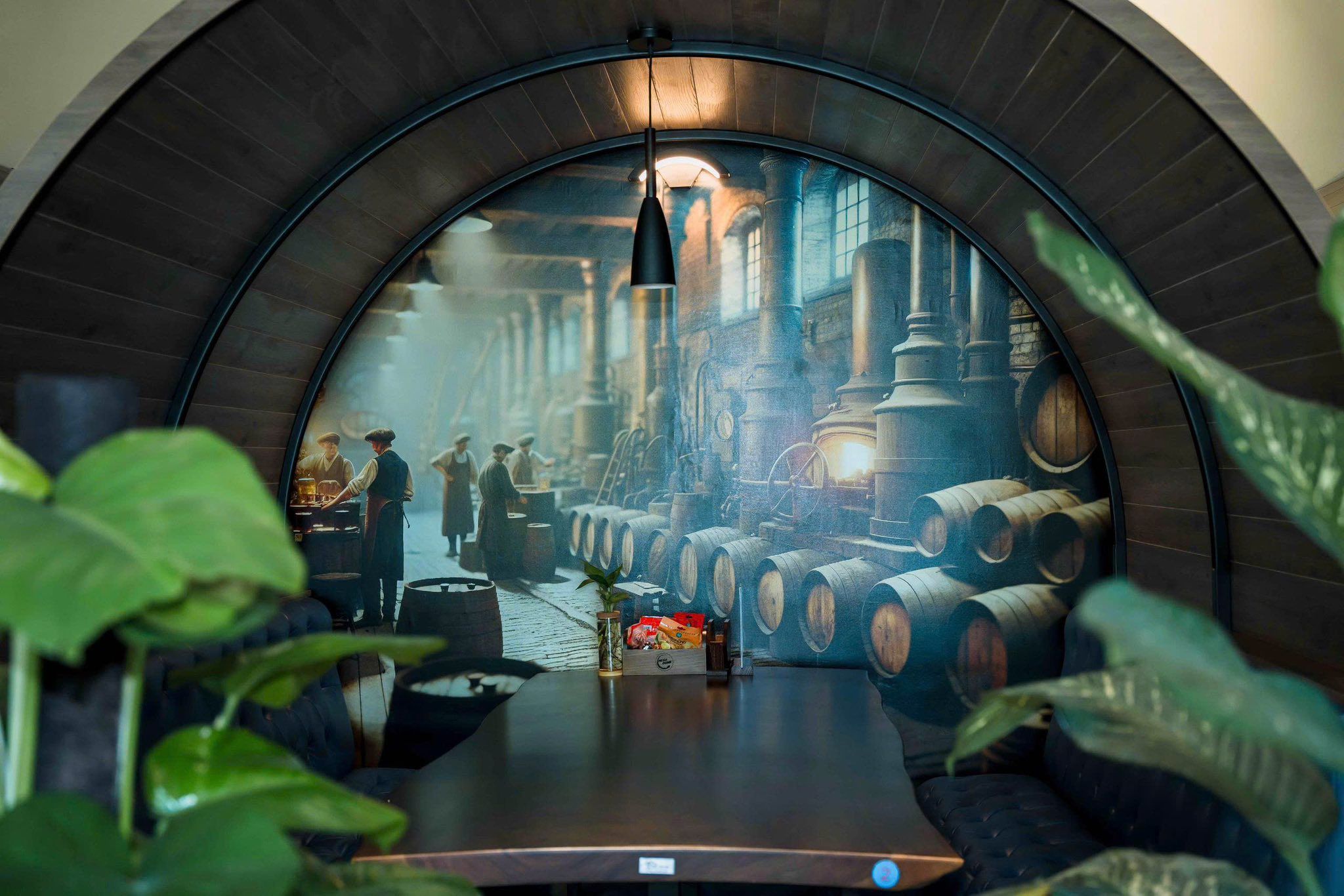 Mega Dunk Bistro - 2 Nguyễn Hoàng