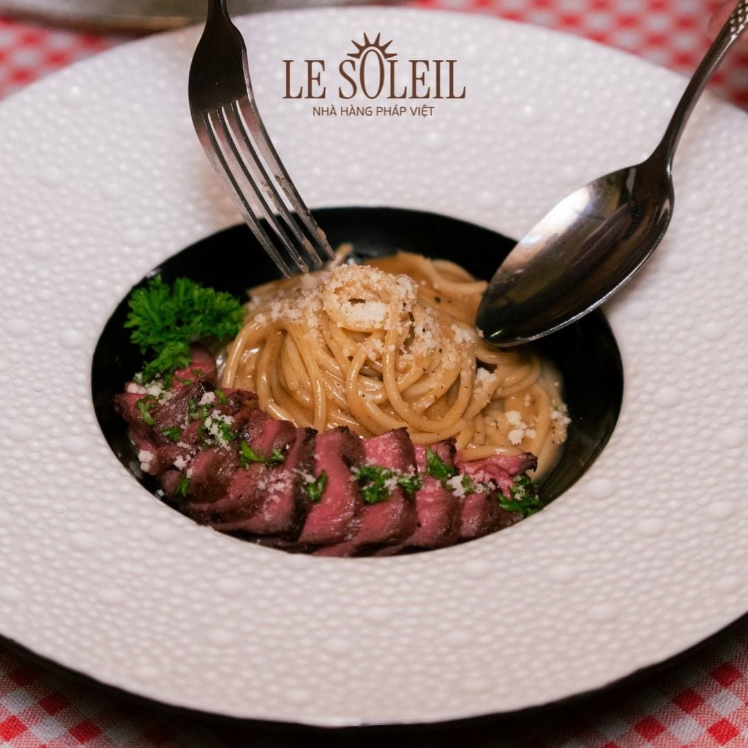 Le Soleil - 145 Nguyễn Tất Thành