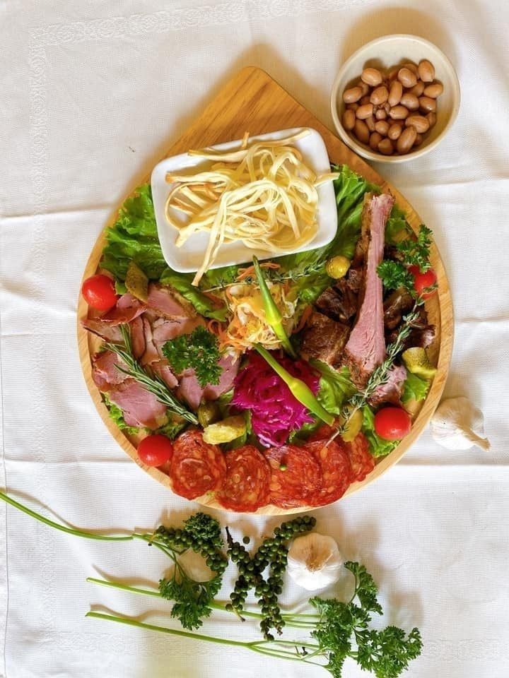 Quán Nhậu Tuấn Râu - 59 Yên Lãng