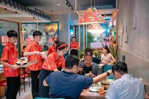 HẢOLA - Món Hoa cho người Việt - 96 Vũ Phạm Hàm