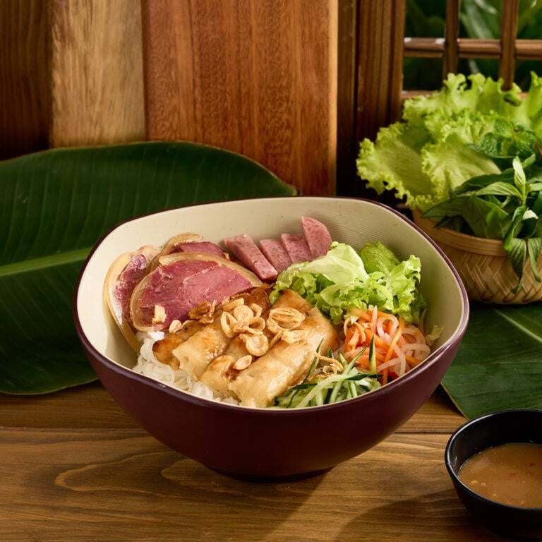 Nem Nướng D'ran - Since 1968 - 49 Nguyễn Gia Trí