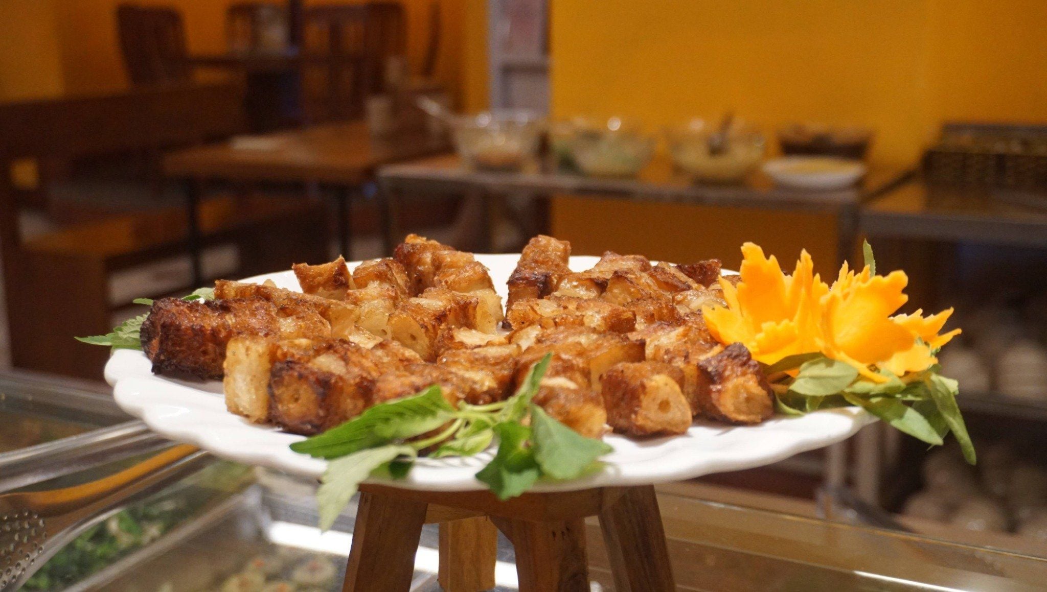 Tịnh Thực Quán - 43A Nguyên Hồng