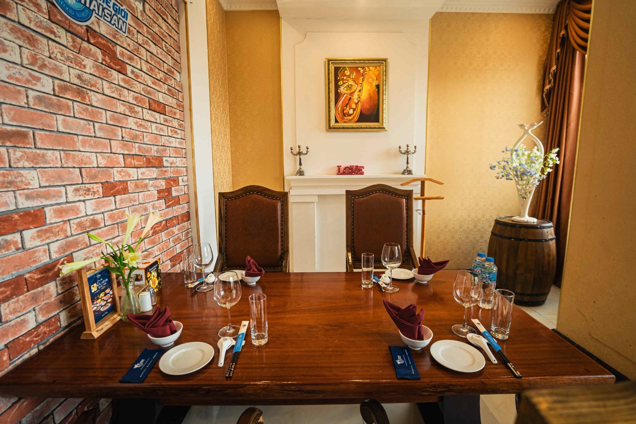 Thế Giới Hải Sản - 99 Mễ Trì