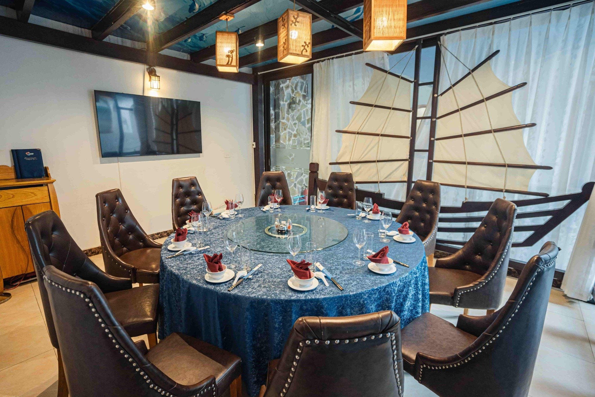 Thế Giới Hải Sản - 75A Trần Hưng Đạo