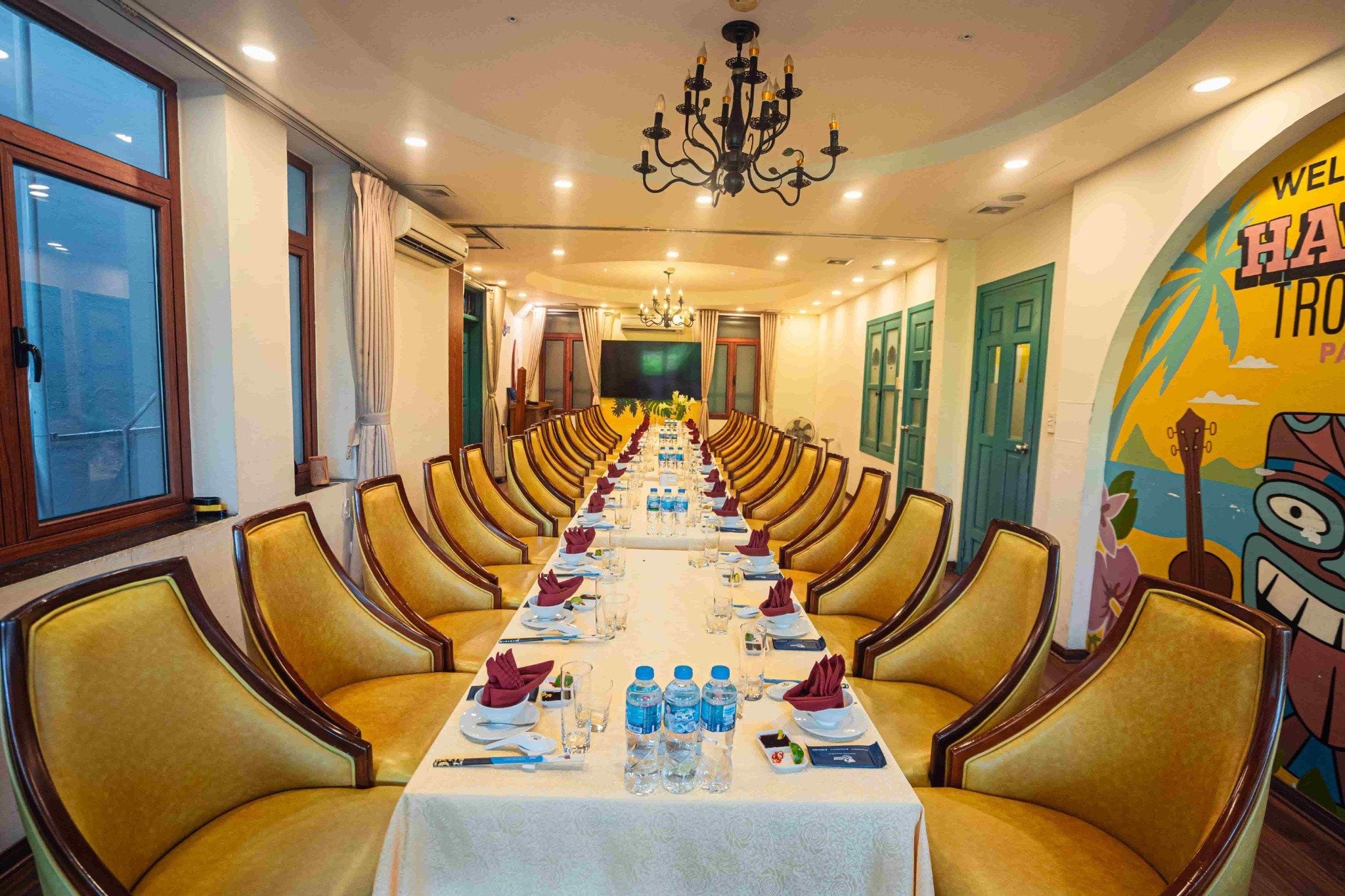 Thế Giới Hải Sản - 18 Trần Kim Xuyến