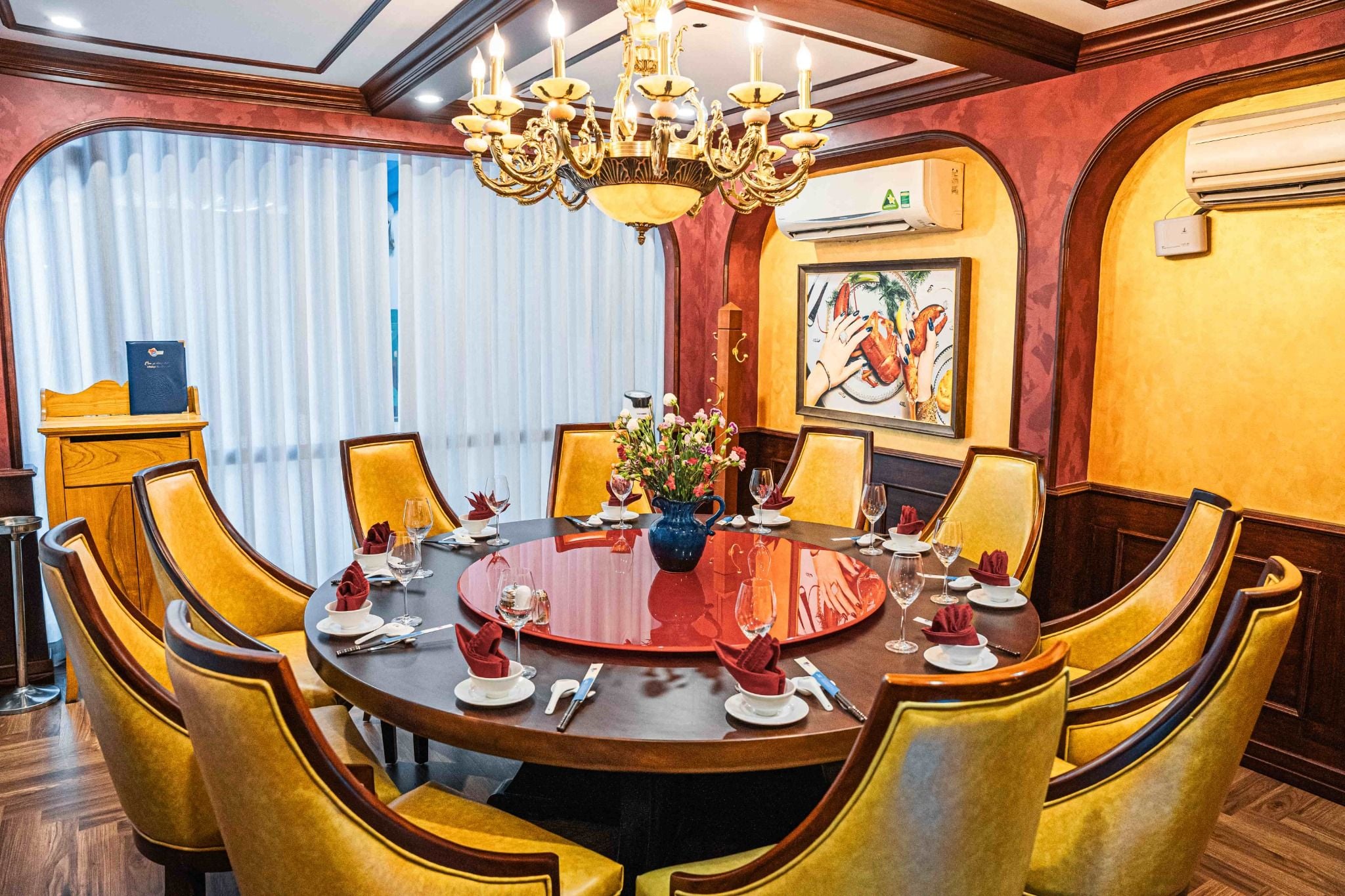 Thế Giới Hải Sản - 75A Trần Hưng Đạo