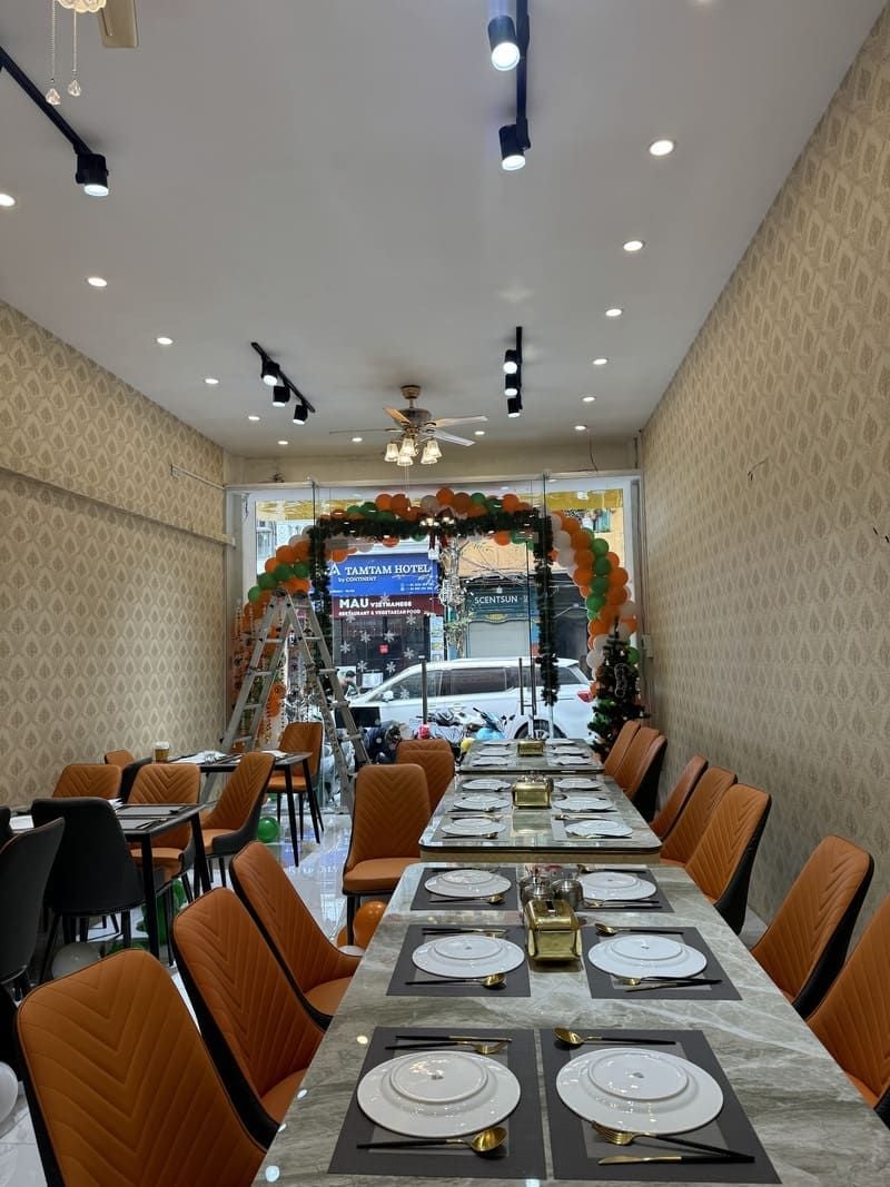Red Chilli Indian Restaurant - 117 Hàng Bạc