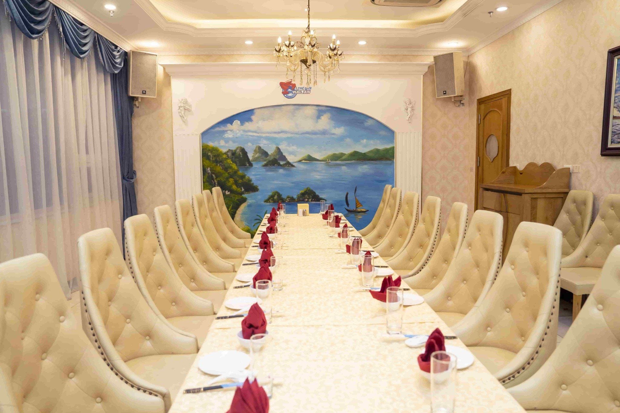 Thế Giới Hải Sản - 99 Mễ Trì