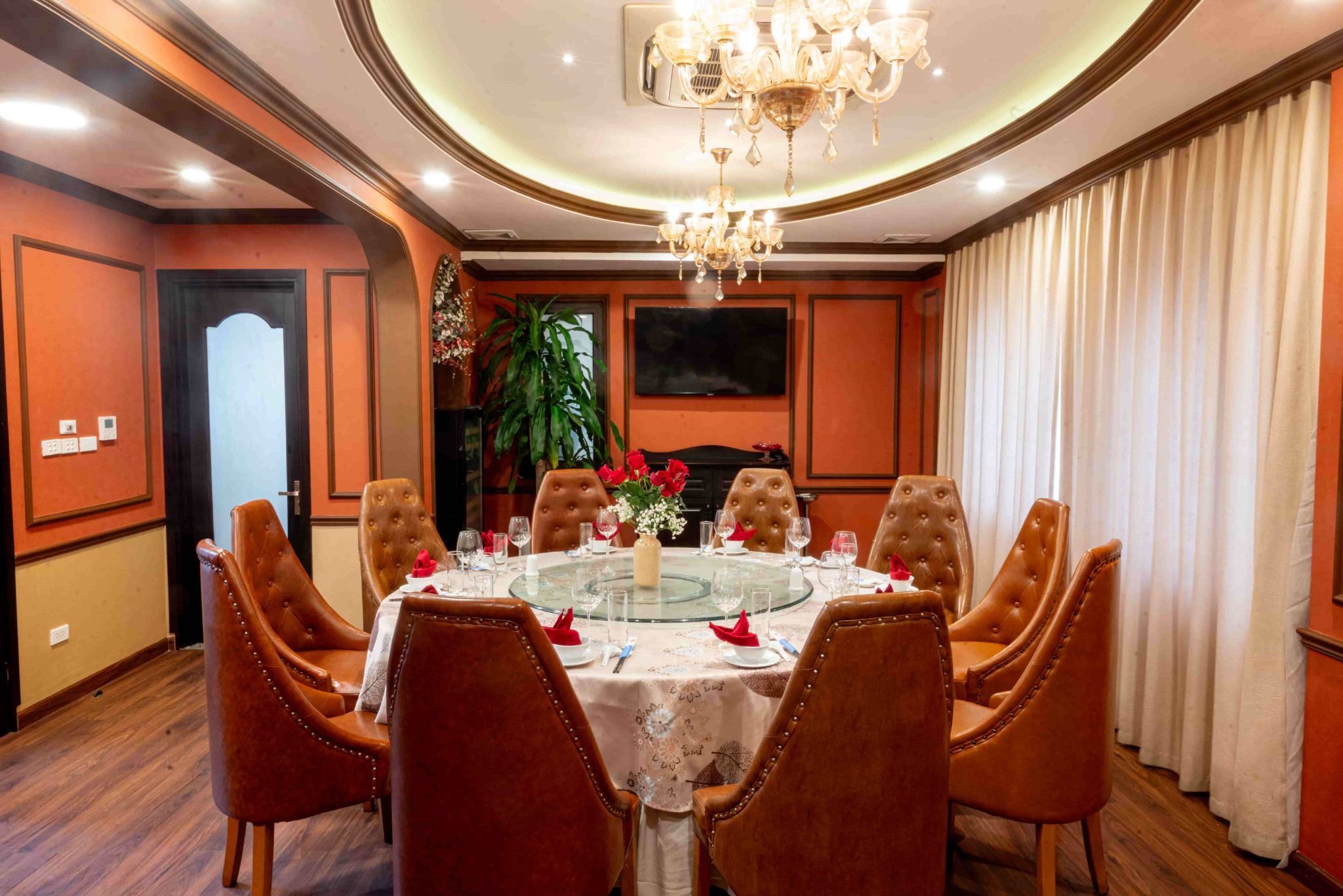 Thế Giới Hải Sản - 60 Vũ Trọng Khánh