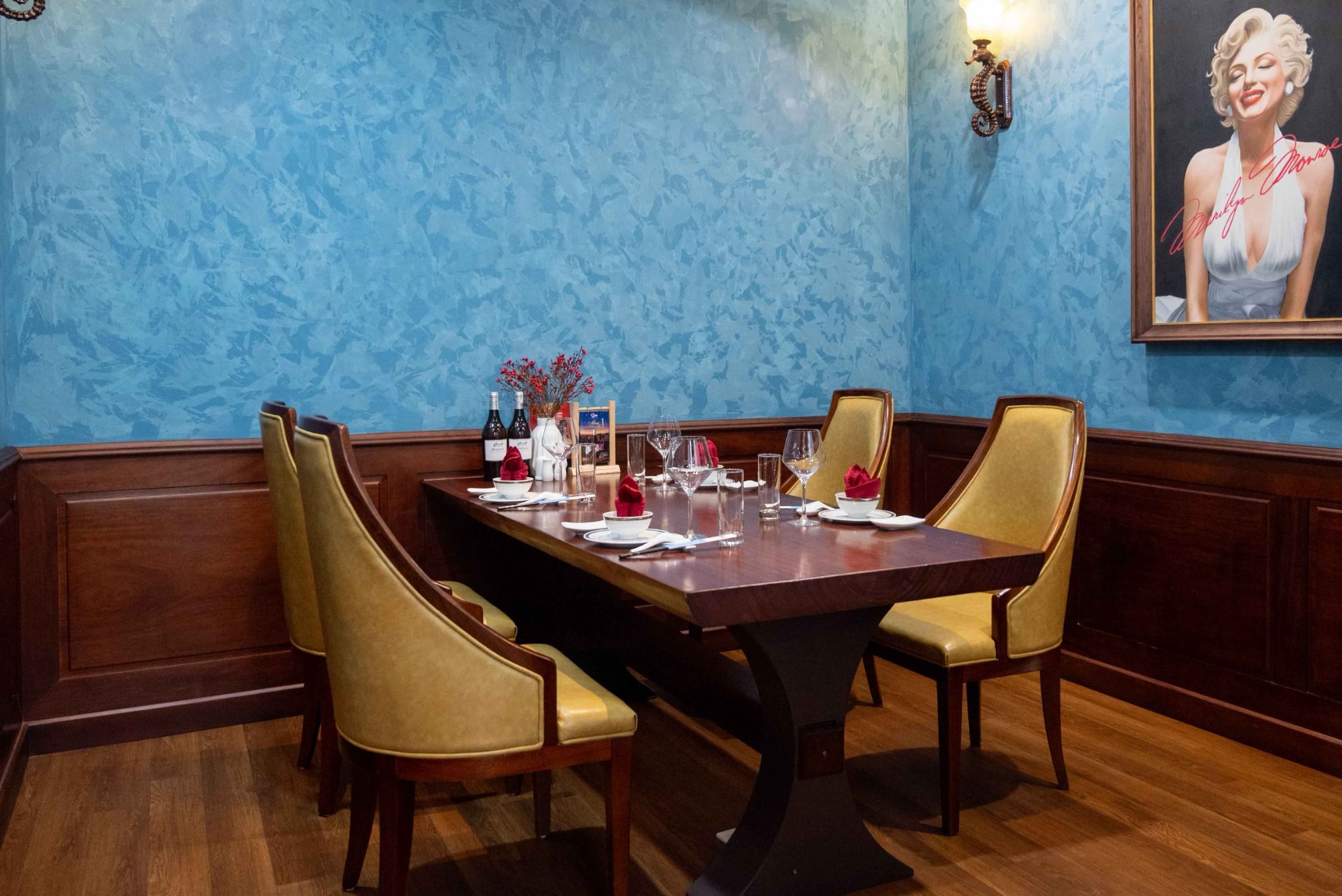 Thế Giới Hải Sản - 36 Điện Biên Phủ