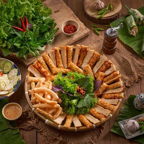 Nem Nướng D'ran - Since 1968 - 49 Nguyễn Gia Trí