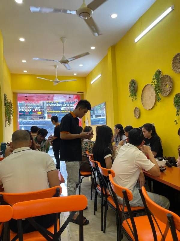 Nem Nướng D'ran - Since 1968 - 130 Phổ Quang