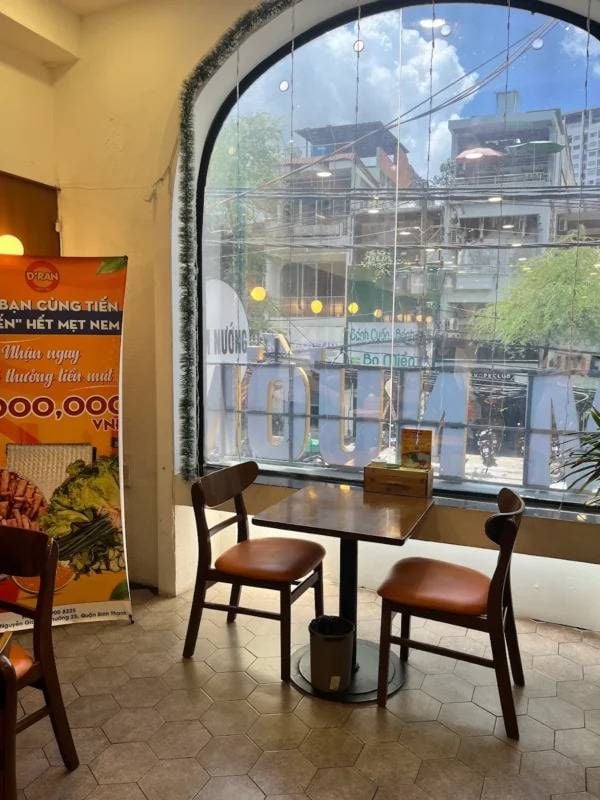 Nem Nướng D'ran - Since 1968 - 49 Nguyễn Gia Trí