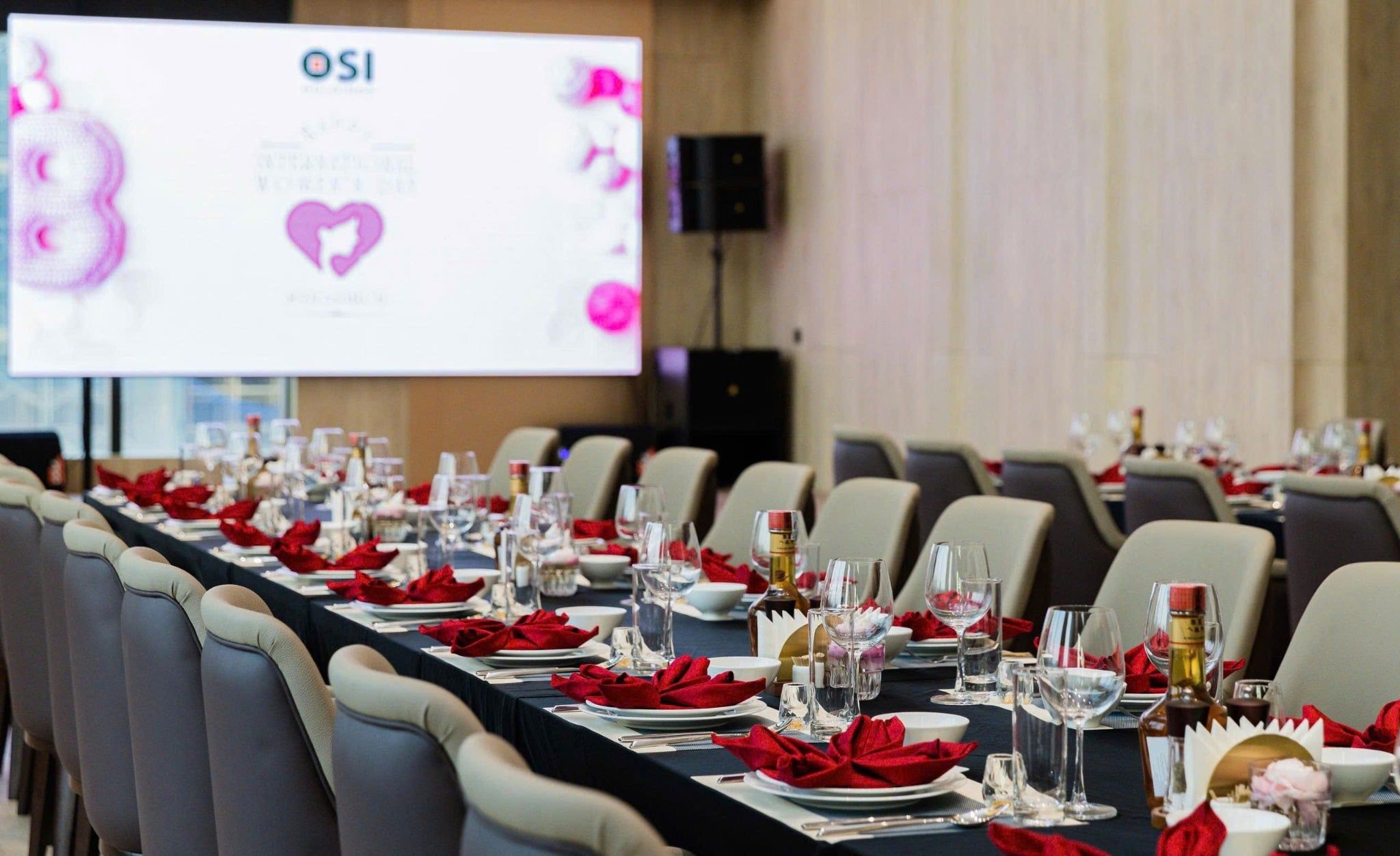 Ori Fusion Cuisine - Tầng 4 Tòa Oriental Square - KĐT Tây Hồ