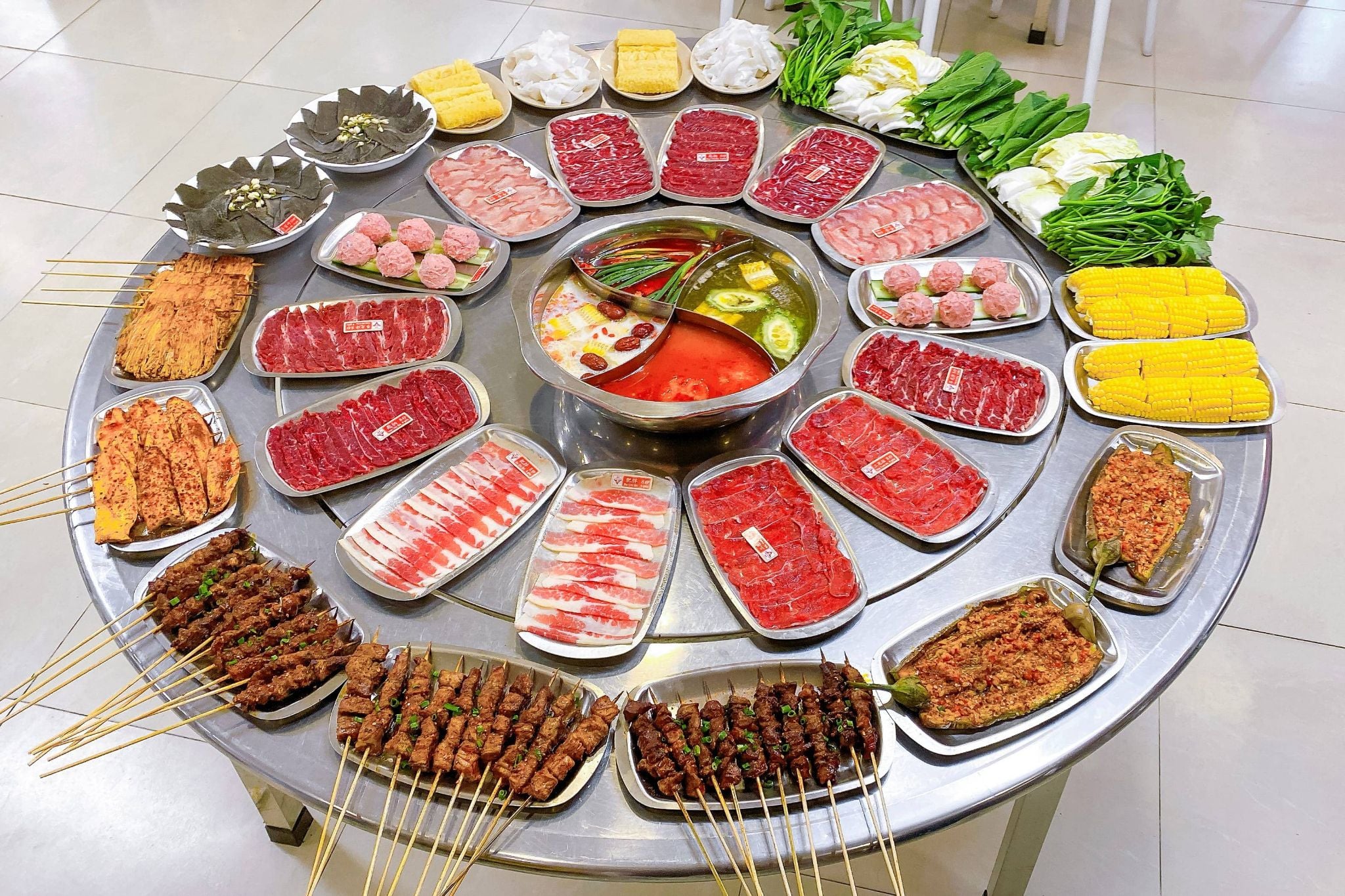 Lẩu Bò Triều Châu Số 1 - 790 Đường Láng