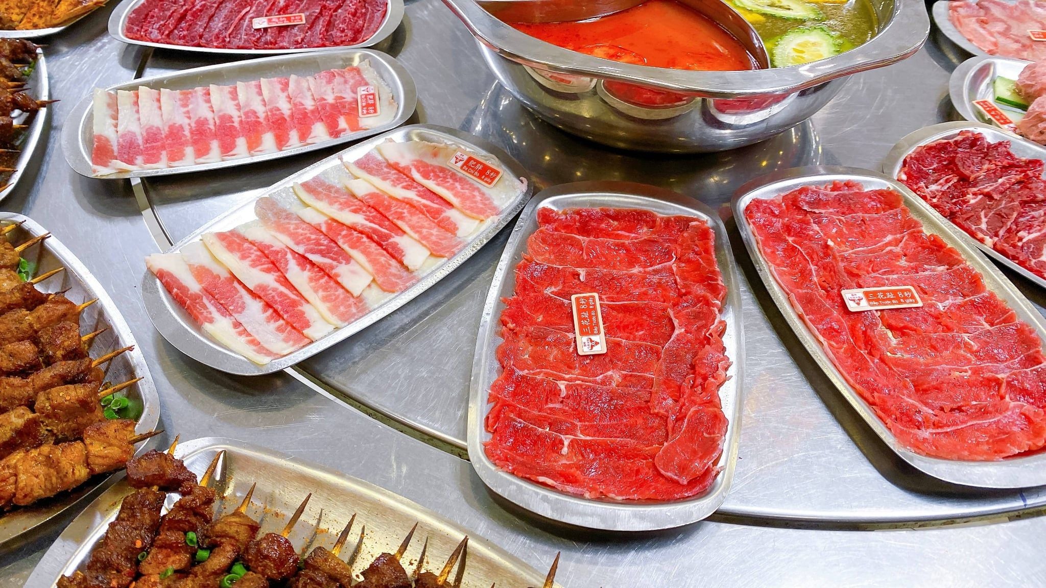 Lẩu Bò Triều Châu Số 1 - 790 Đường Láng