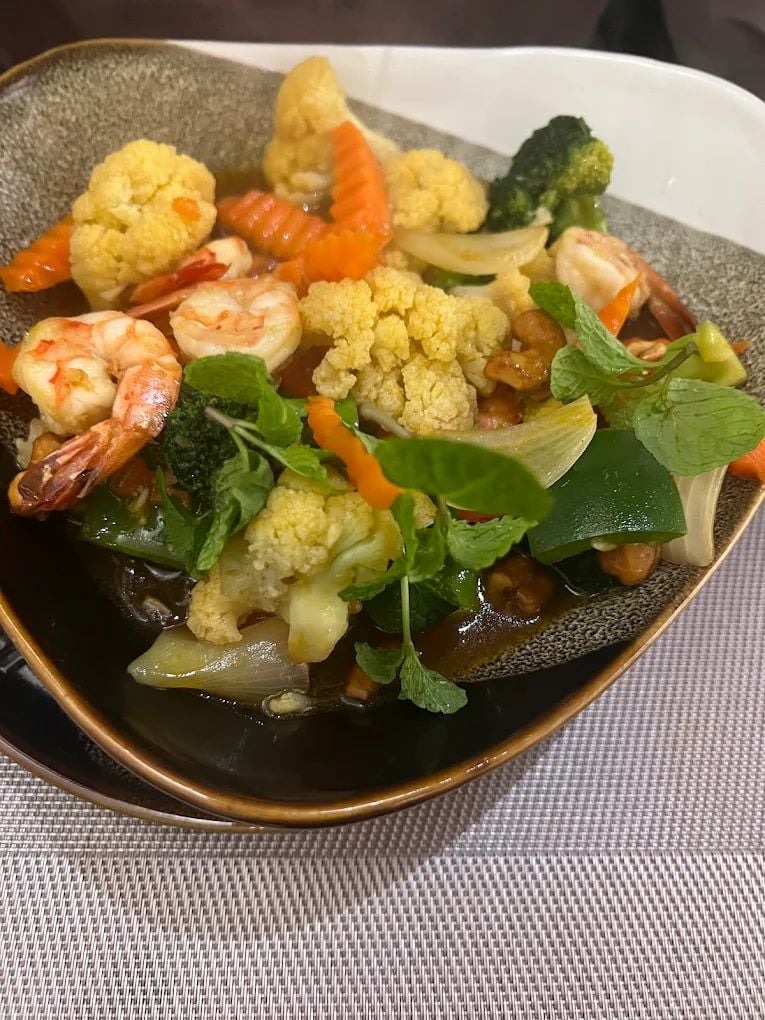 May De Cuisine - 107 Mã Mây