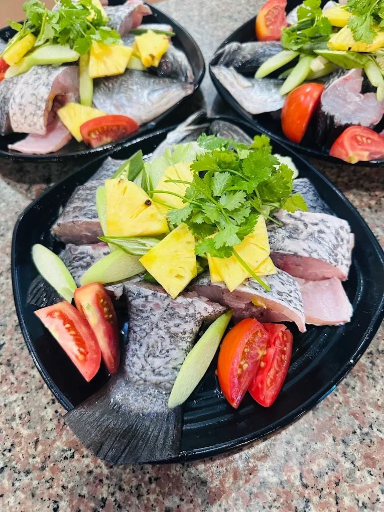 Hải Sản Hoài Hương - Lô D2 Nguyễn Trung Tín