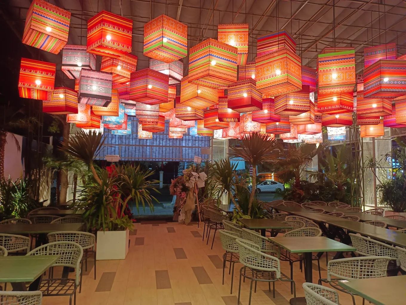 Quán Ngon Việt - 181 Nguyễn Văn Thoại