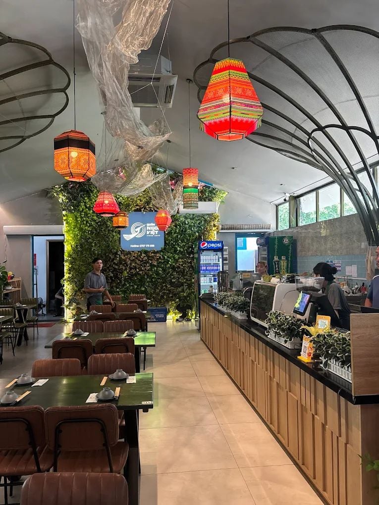 Quán Ngon Việt - 181 Nguyễn Văn Thoại