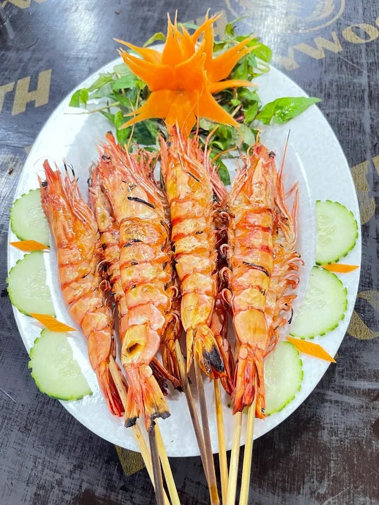 Hải Sản Hoài Hương - Lô D2 Nguyễn Trung Tín