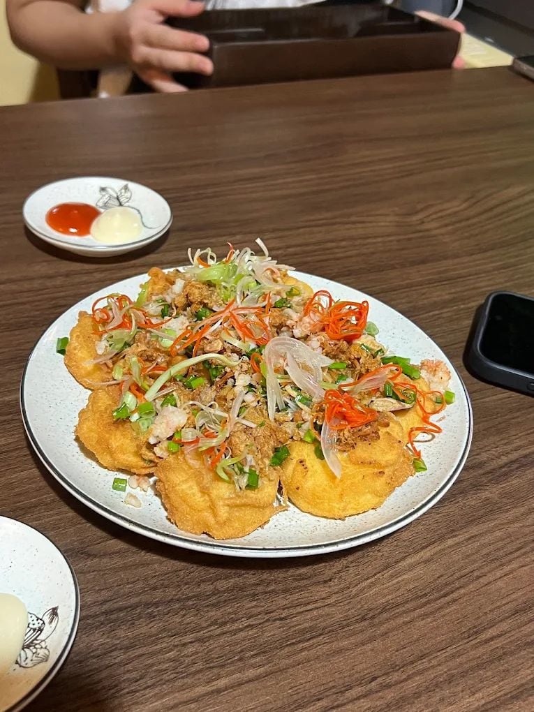 Nhà Hàng Hương - 31 Võ Thị Sáu