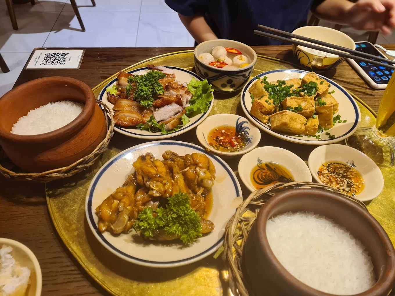 Bếp Xưa - 27 Nguyễn Chí Thanh