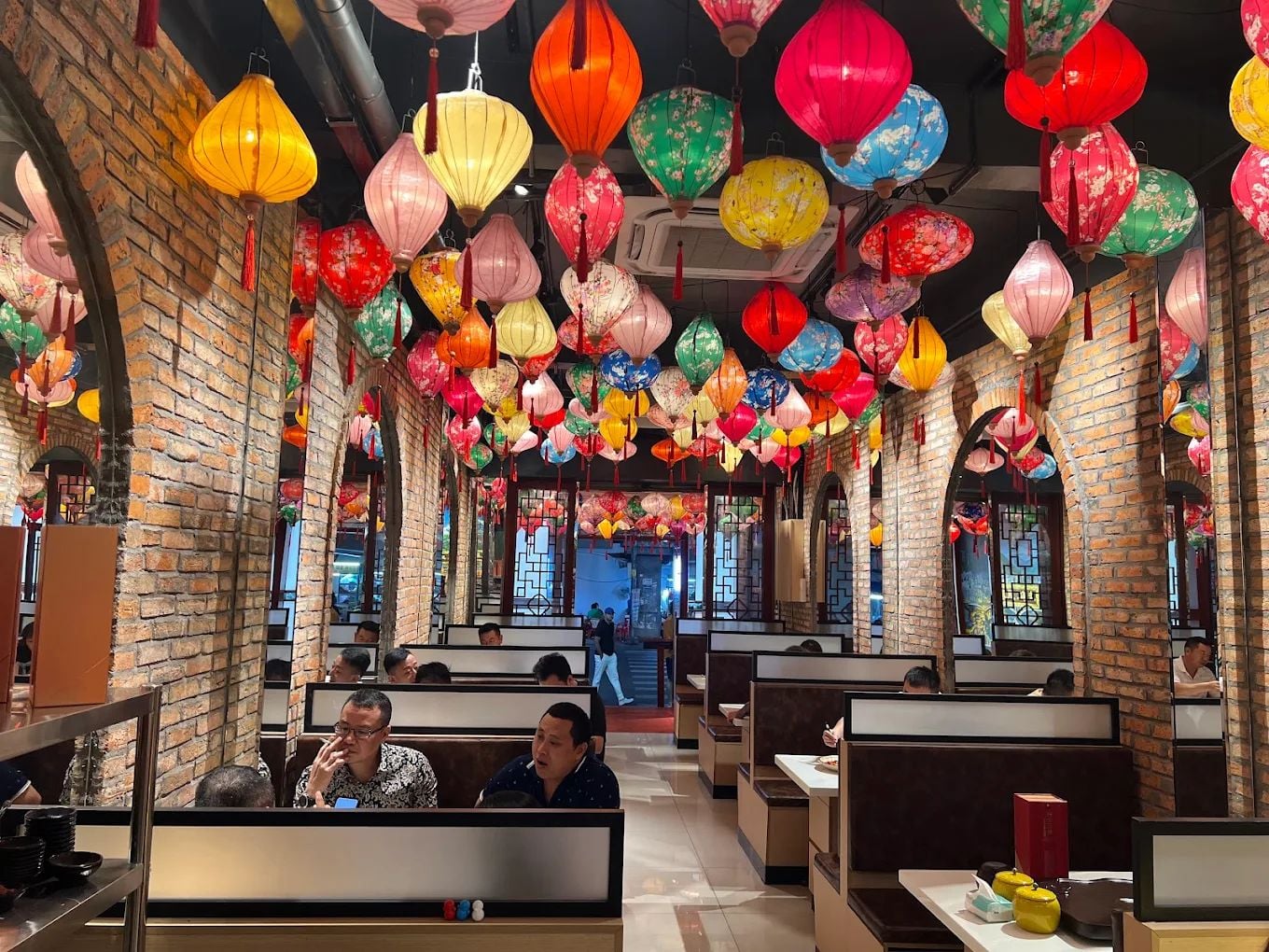 Phượng Hoàng - 118 Cống Quỳnh