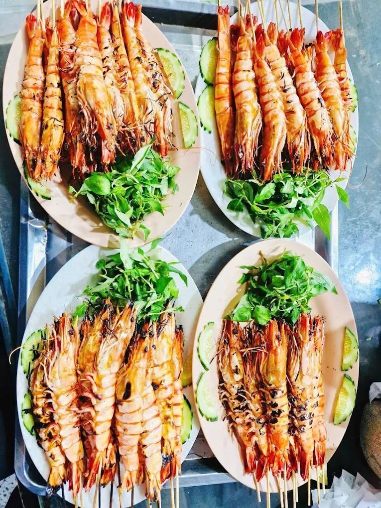 Hải Sản Hoài Hương - Lô D2 Nguyễn Trung Tín