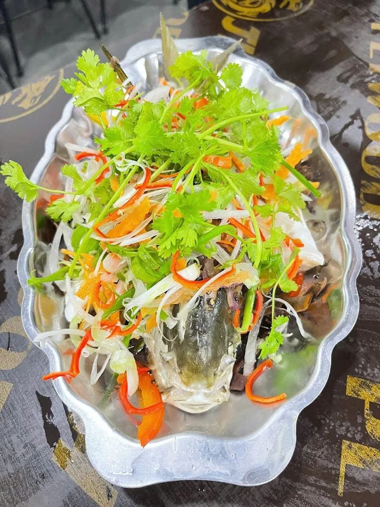 Hải Sản Hoài Hương - 365 - 367 Trần Hưng Đạo