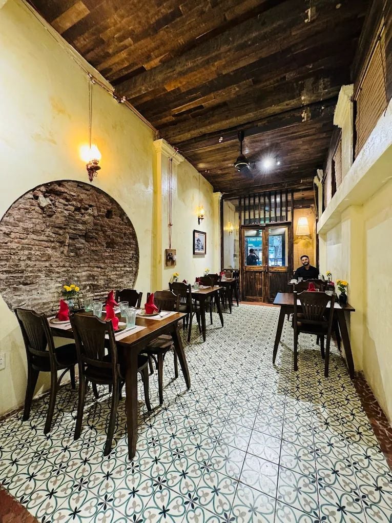 May De Cuisine - 107 Mã Mây