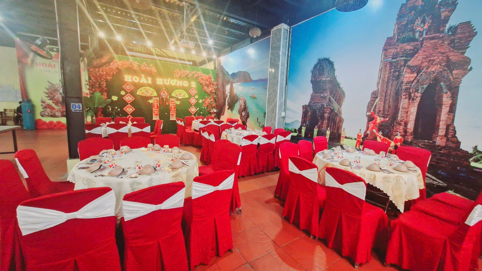 Hải Sản Hoài Hương - Lô D2 Nguyễn Trung Tín