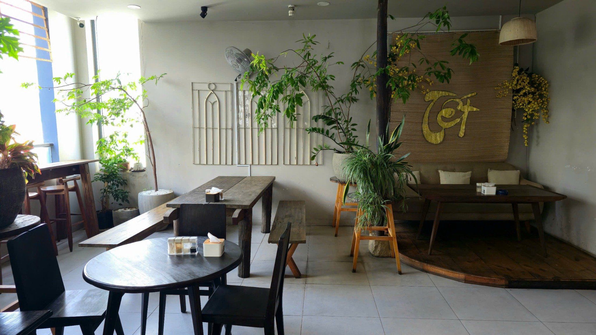 Nôm Nôm - 73/16 Trần Quang Khải