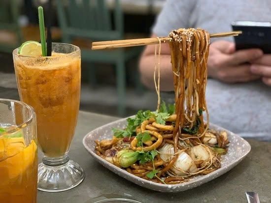 Nôm Nôm - 73/16 Trần Quang Khải