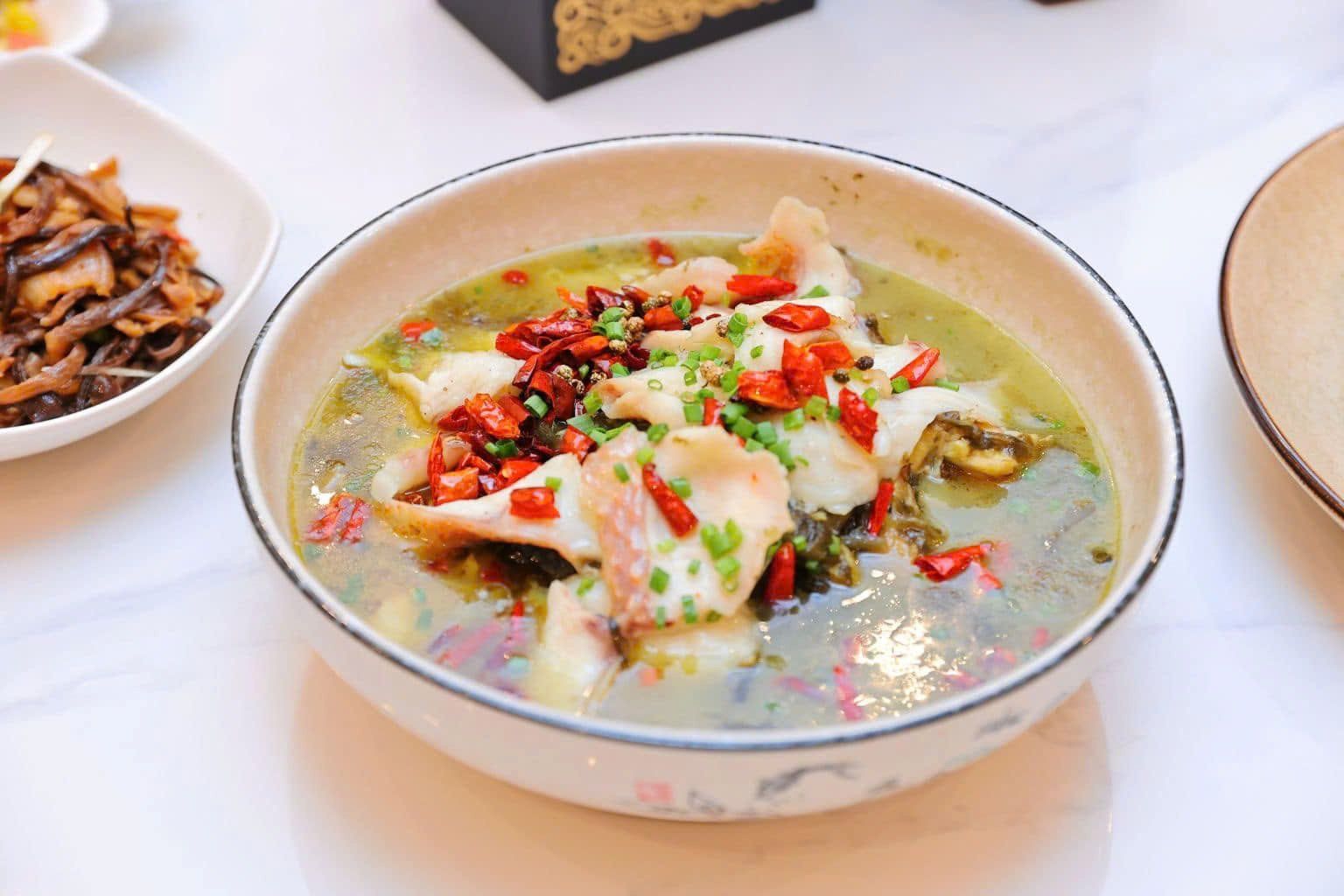 Phượng Hoàng - 78 Nguyễn Huệ