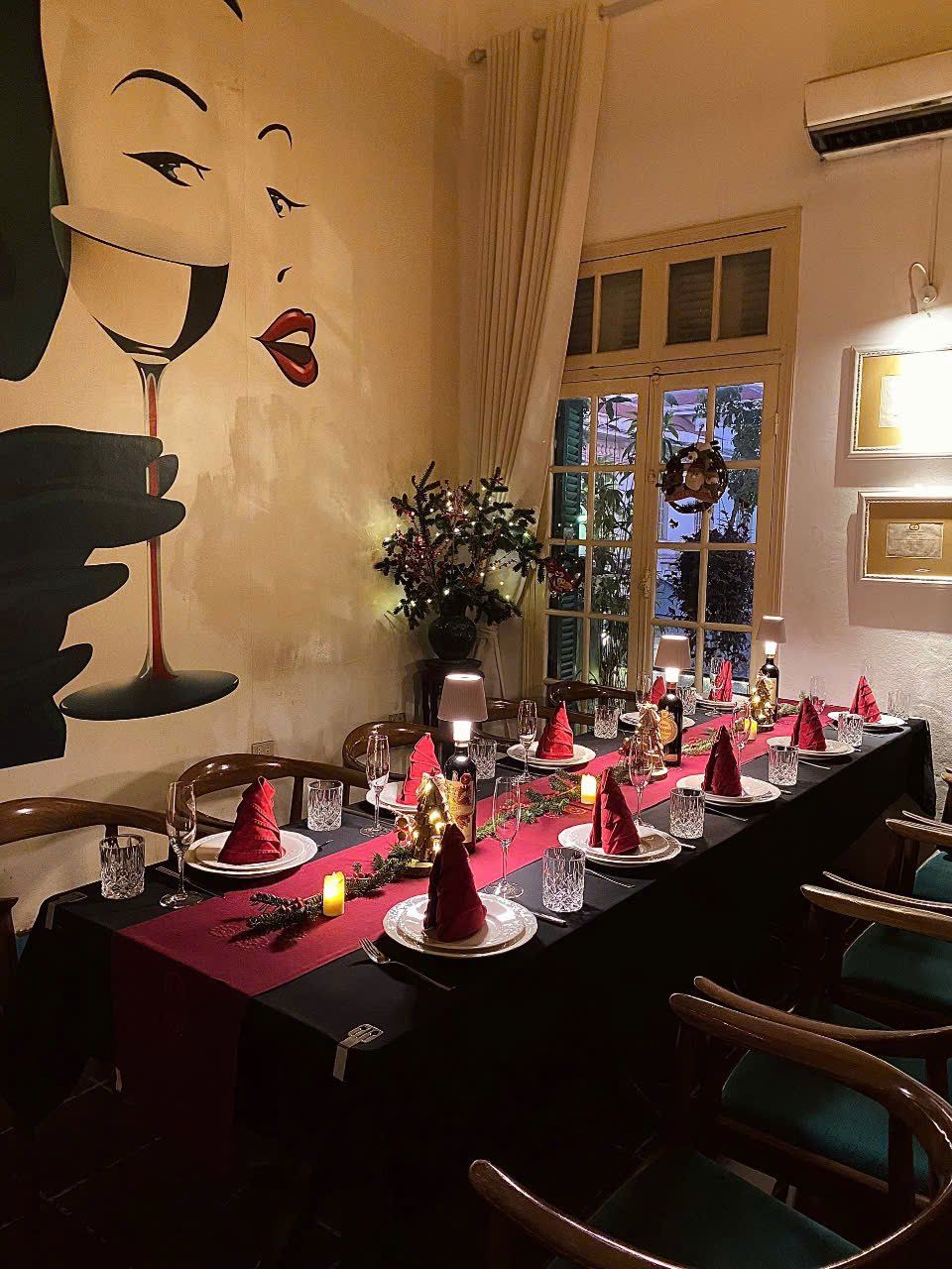 OAK Wine Boutique - 6 Tràng Thi