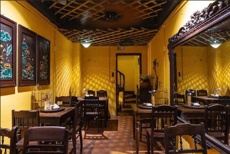 Cái Mâm Bistro - 5 Lương Văn Can