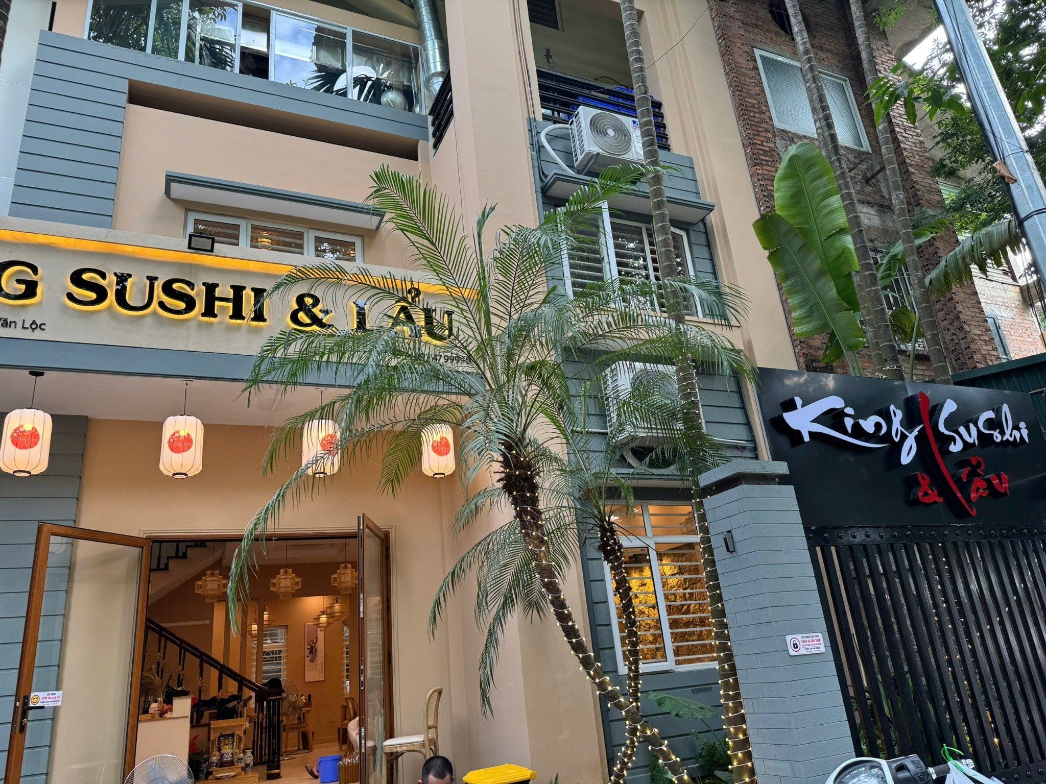 King Sushi & Lẩu - BT11 - Ngõ 8 Nguyễn Văn Lộc