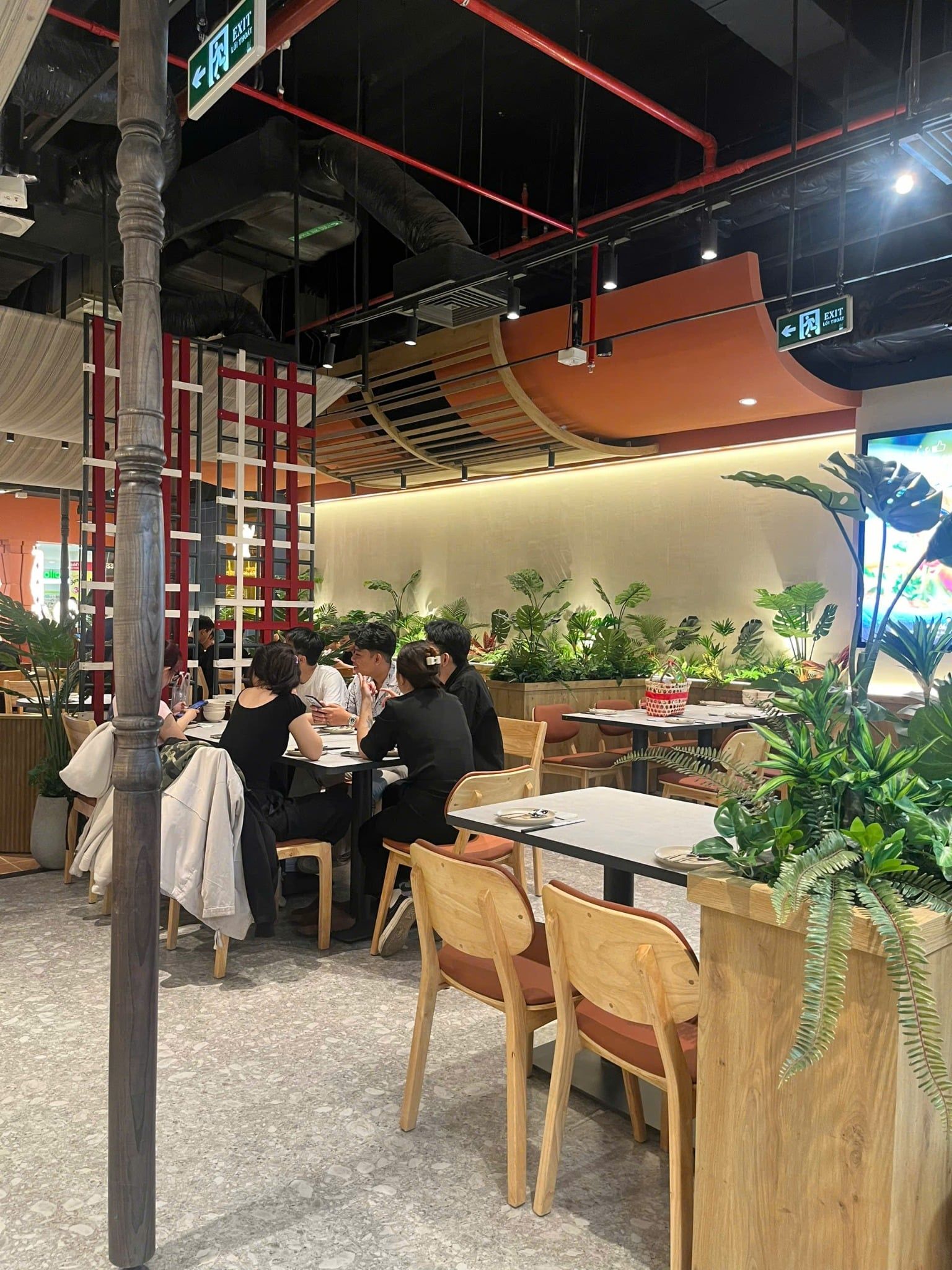 Thai Market Restaurant - TTTM Vincom Mega Royal Island Vũ Yên